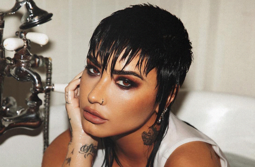 Demi Lovato dala a Sikoly új részéhez készült.